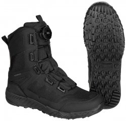 Magnum Ultima 8.0 SZ WP M-LOCK – Vedenpitävät taktiset maihinnousukengät, musta